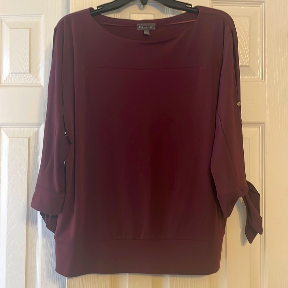 The Limited size LG Blouse Split sleeve